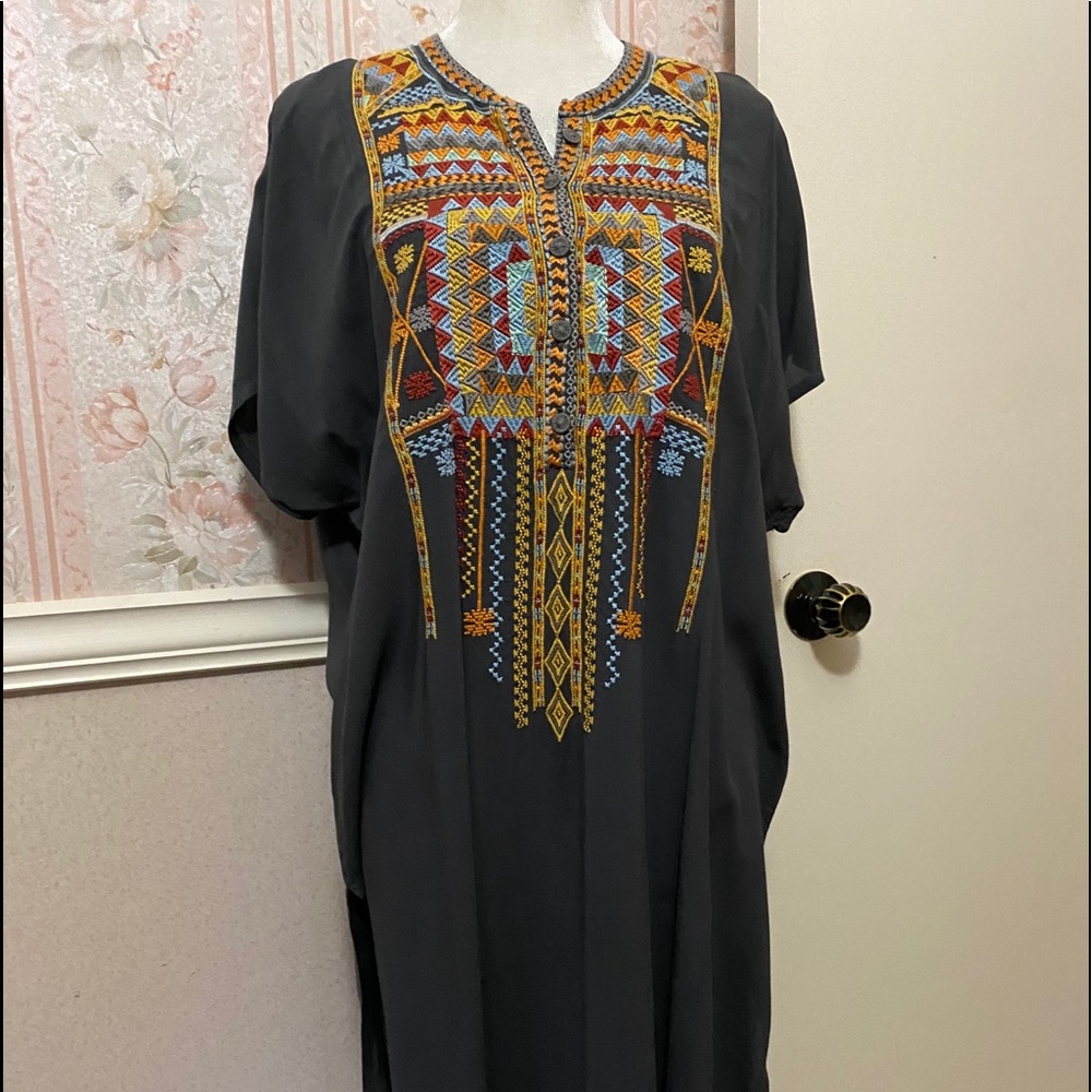 Johnny Was Embroidered Tunic XS but mistagged M